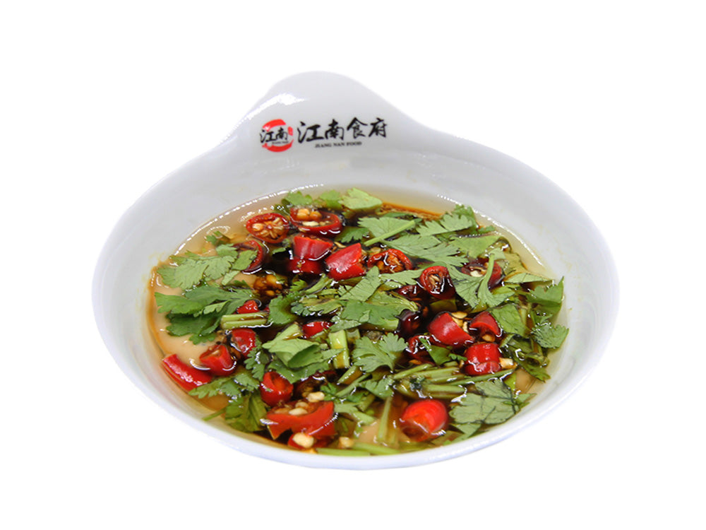 Jiangnan Signature Sauce Spicy Greens/ 江南招牌辣酱。